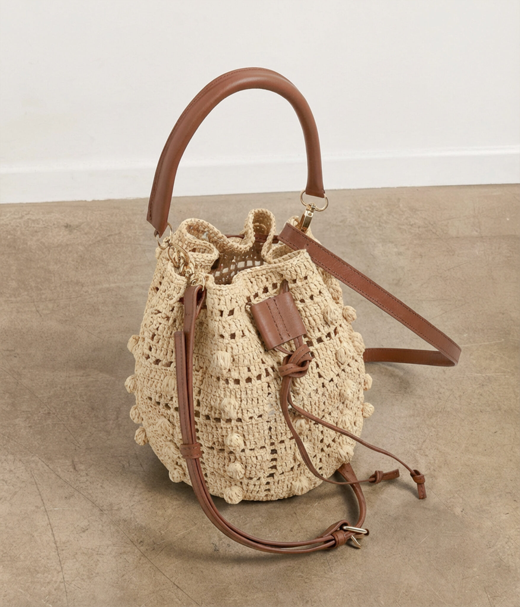 AI Packshot Mellow Yellow